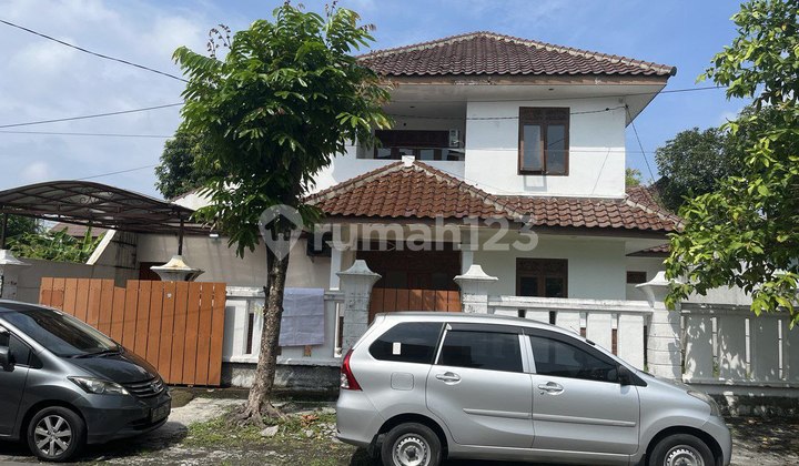 Rumah Luas Strategis Dekat Stadion Manahan Solo 1