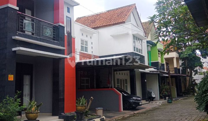 Nice Furnished Cluster House Near Dr. Oen Solo Baru Hospital 2