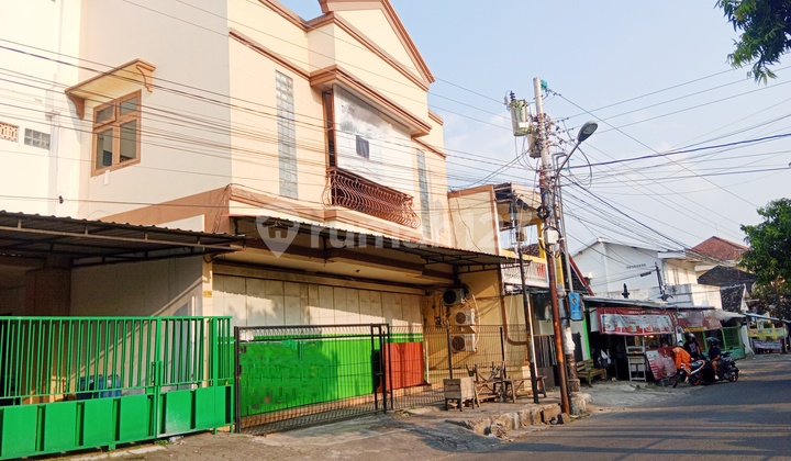 Strategic 3-Storey Commercial Space Near Manahan Stadium Solo Strategic 3-Storey Commercial Space Near Manahan Stadium Solo