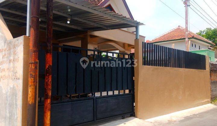 Rumah Bagus Siap Huni Deket Stadion Manahan Solo 1