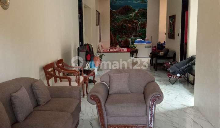 One Gate System Semi Furnished Cluster House in Solo Baru 2