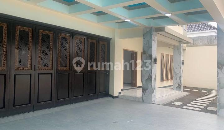 Rumah Mewah 2 Lantai Dekat Ke Rs Dr Oen Solobaru 2
