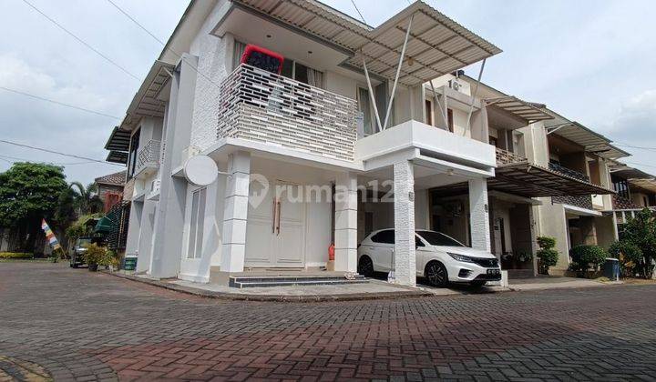 Rumah Hook Mewah 2 Lt Di Cluster Elite Gentan 2