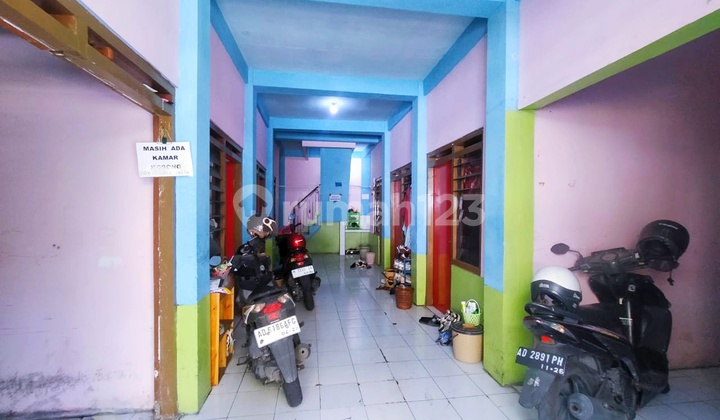 Active Strategic Boarding House Near UNS Solo Campus 2