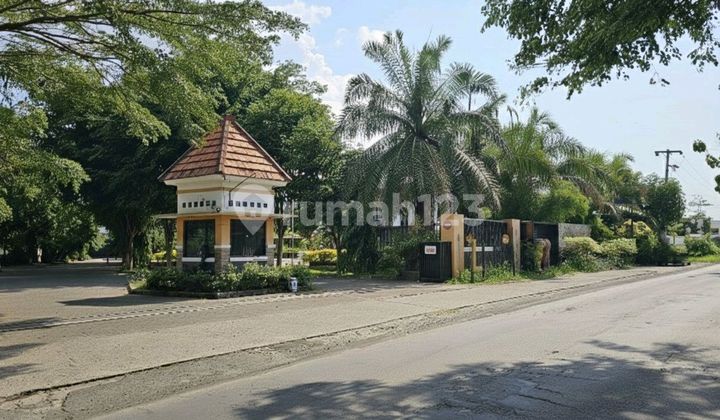 Luxury Cafe Restaurant and Spa Near Solo Airport Luxury Cafe Restaurant and Spa Near Solo Airport