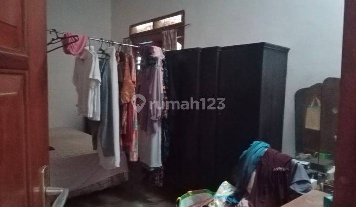 Rumah Tengah Kota Solo Deket Stadion Manahan  2