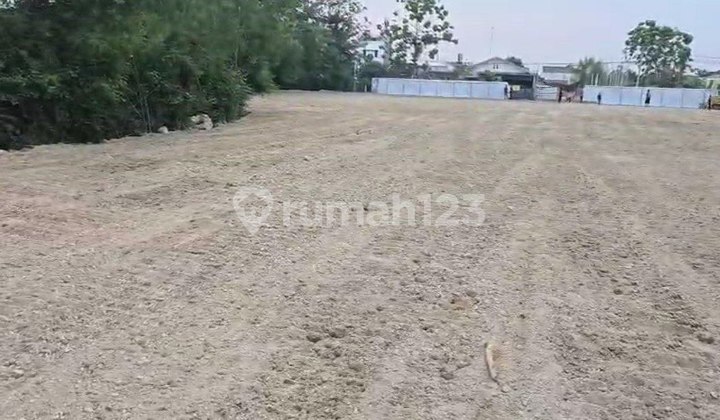 Tanah Perkarangan Perumahan Kering Di Area Karanganyar Kota