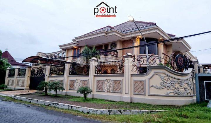 Rumah Mewah Full Furnish Di Lingkungan Elit Solo Baru 2