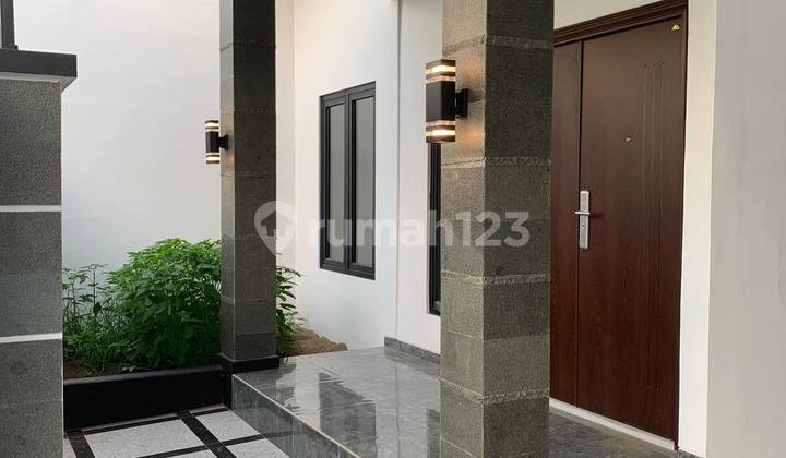 Rumah Mewah 2lantai Bagus Dekat Rs Jih Solo 2