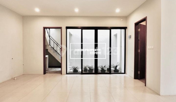 Selling Primary House in Cirendeu Near MRT Lebak Bulus Strategic Location 2