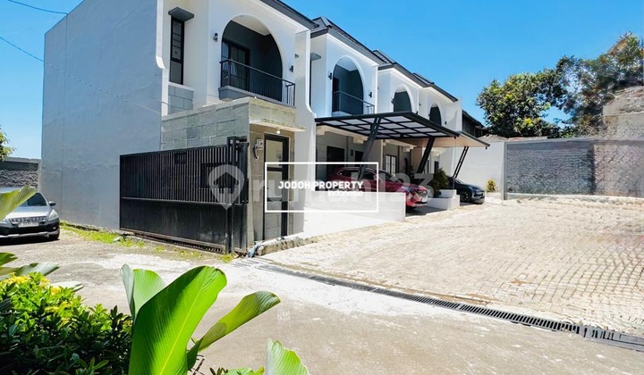 Selling Exclusive Residence in the Brigif Area, Andara Near the Brigif Toll Gate Entrance 2