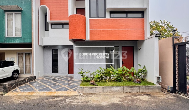 For Sale: Townhouse in the Pondok Cabe Area Near Lebak Bulus MRT