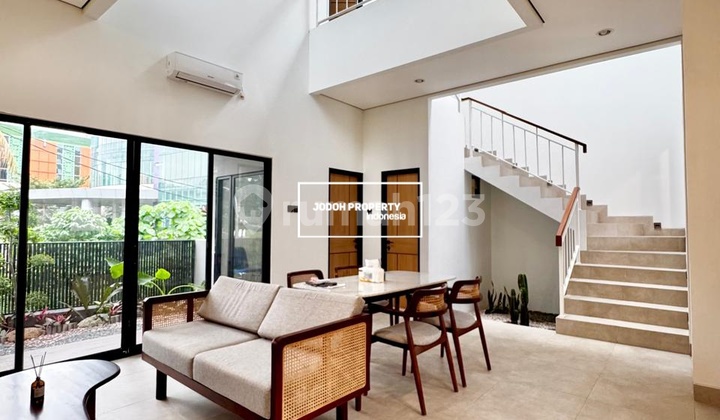 Free Biaya Biaya Jual Rumah Baru di Wilayah Cirendeu Dekat MRT Lebak Bulus