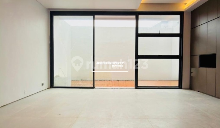 Cirendeu Townhouse in the Lebak Bulus MRT Area 2