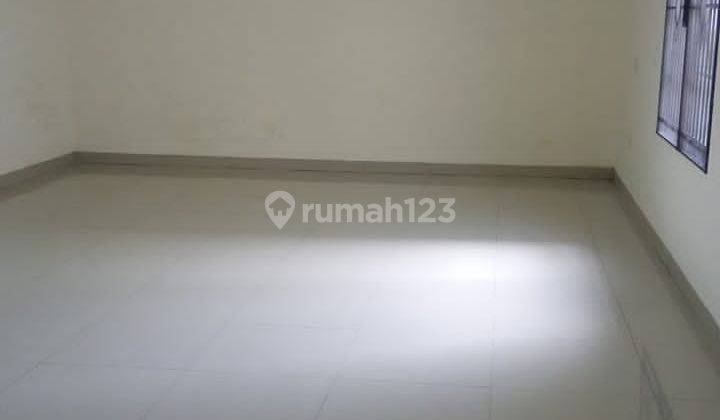 Rumah Green Mansion Daan Mogot Rapi Bersih Siap Huni 11