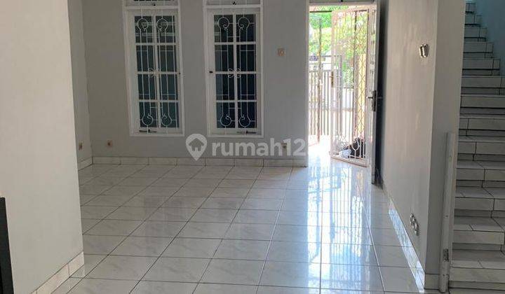 Disewakan rumah besar siap pakai cocok untuk keluarga besar  1