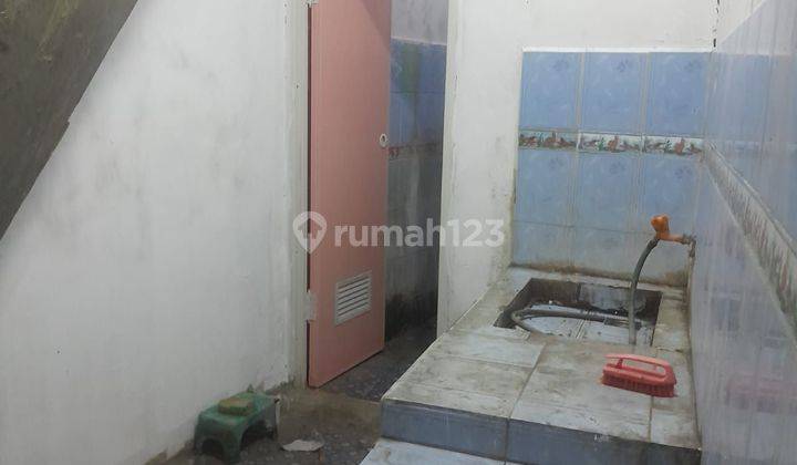 Dijual rumah siap huni 2lantai masuk gg 2motor jakarta barat 2