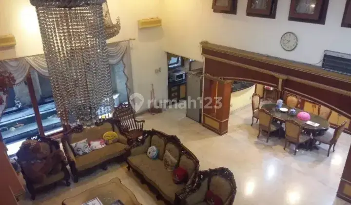 Rumah Mewah di Kelapa Gading Jakarta Lokasi Strategis 1