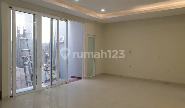 Rumah Cantik Siap Huni di Kelapa Gading 2