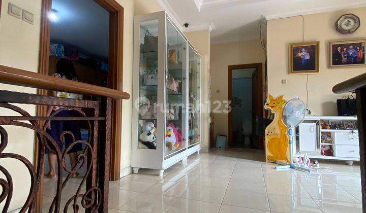 Rumah 2 Lantai di Pelangi Kuning 1 , Jakarta Utara 2