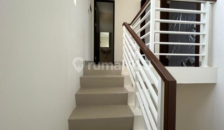 Rumah 2 Lantai Bagus Jakarta Garden City Shinano 2