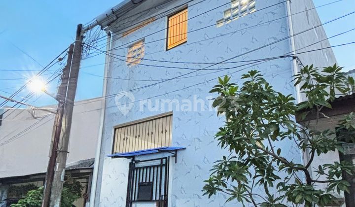 Kost 180 m2 SHM Jababeka, Bekasi