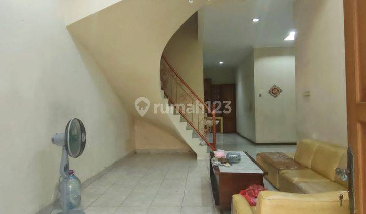 Rumah 3 Lantai Bagus SHM di Pademangan, Jakarta Utara 2