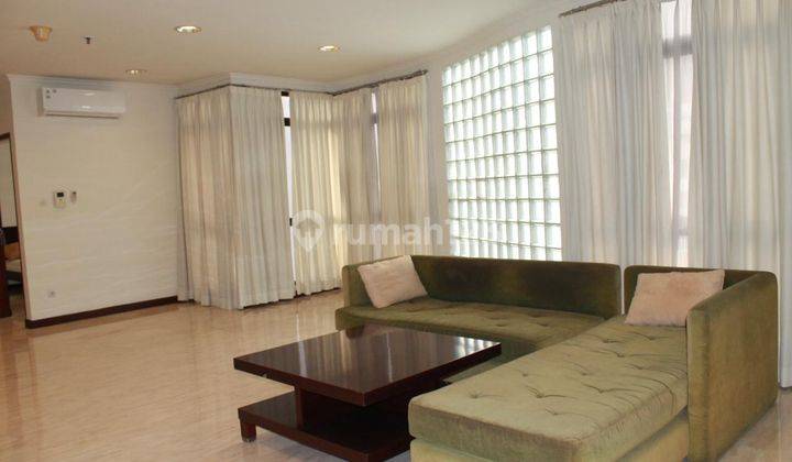 Apartemen Midtown 2 BR Semi Furnished Bagus 1