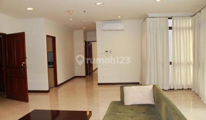 Apartement Midtown Residence 2 BR Semi Furnished Bagus 1