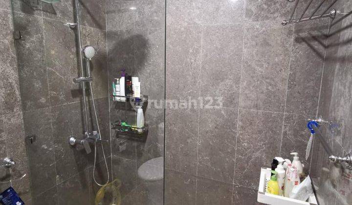 Apartement Paladian Park 4 BR Semi Furnished Bagus 2