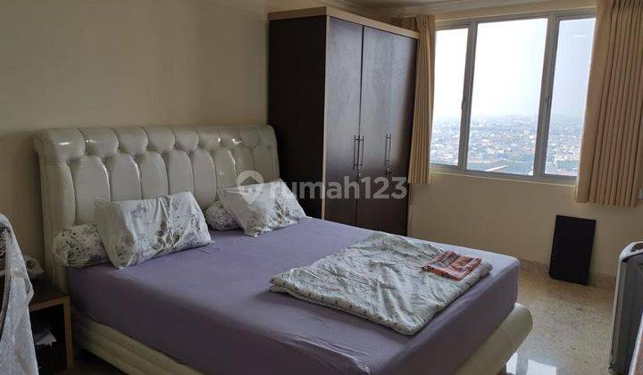 Apartement Paladian Park 4 BR Semi Furnished Bagus 1