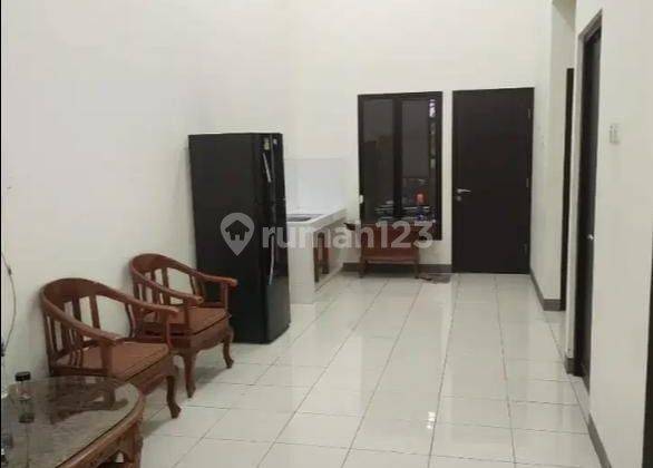 Rumah Bagus Semi Furnished Siap Huni SHM di Harapan Indah, Bekasi 2