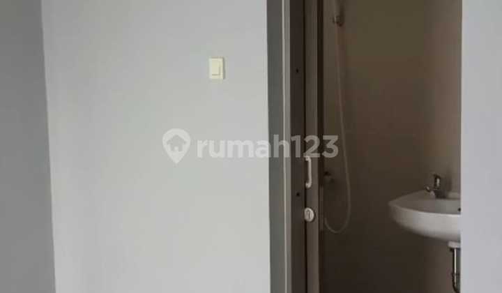 Rumah, 1 Lantai, SHM di Bekasi Lokasi Strategis 2