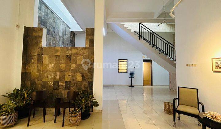 Rumah 2 Lantai Bagus SHM di Sunter, Jakarta Utara