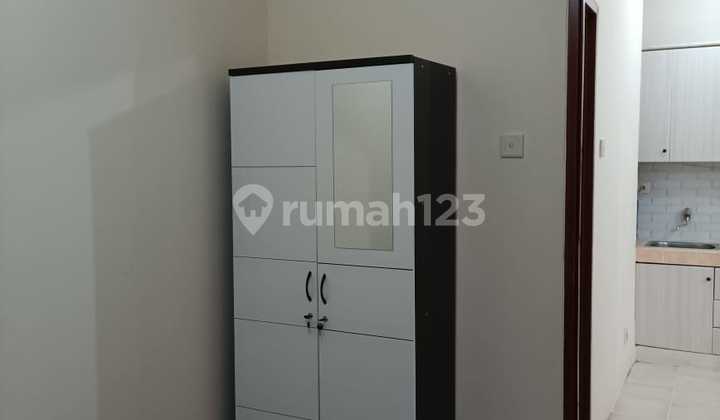 Apartemen Gajah Mada 2Br Semi Furnished, Lokasi Strategis 2