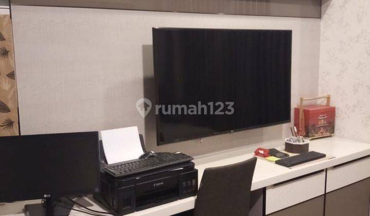 Apartement The Kensington Royal Suites 3 BR Furnished Bagus 2