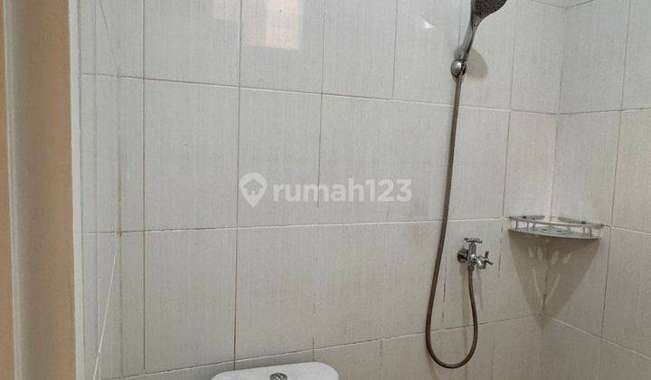 Rumah 2 Lantai Bagus Furnished SHM di Pondok Kelapa, Jakarta Timur 2