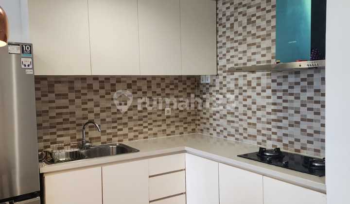 Apartment Bagus Semi Furnished 1 BR di Kemayoran  2