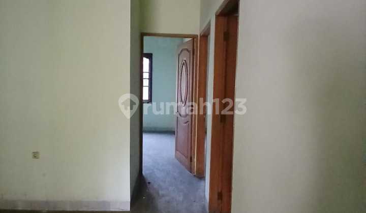 Land in Cikunir Raya, Strategic Location