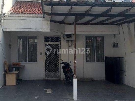 Rumah 2 Lantai Bagus SHM di Kelapa Gading, Jakarta Utara