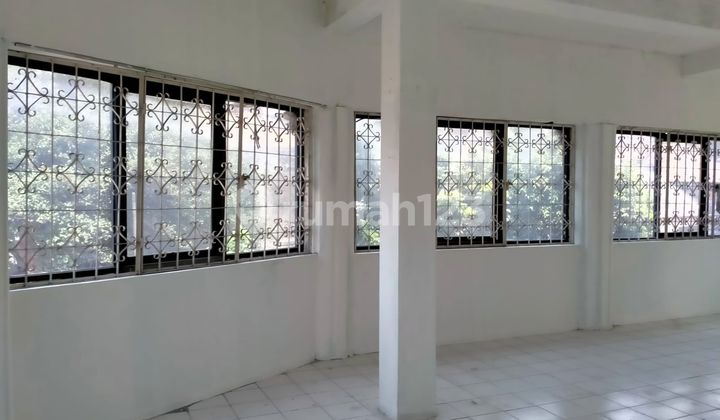 Shop House, 4 Floors in Asemka, Strategic Location 2