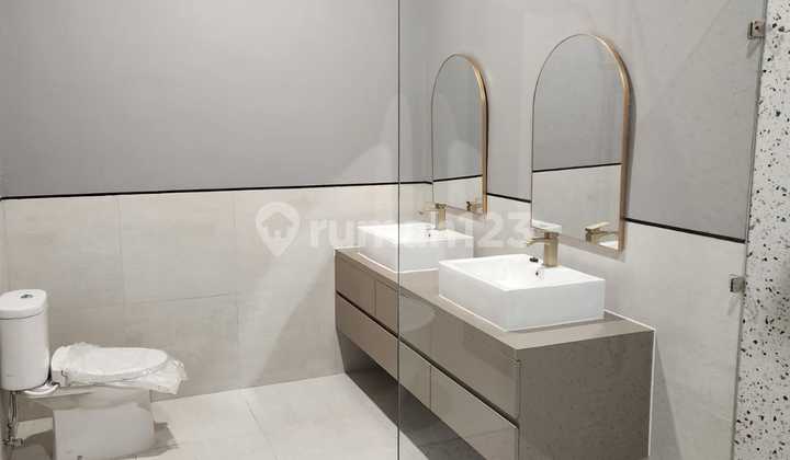 FOR SALE BRAND NEW LUXURY HOUSE THE GREEN BSD 2