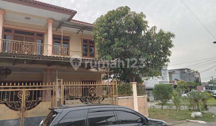 Dijual Cepat Rumah di Duta Garden, Hook, SHM , 5,5m Nego 2