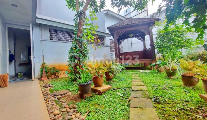 Charming House in Cilandak, South Jakarta 2