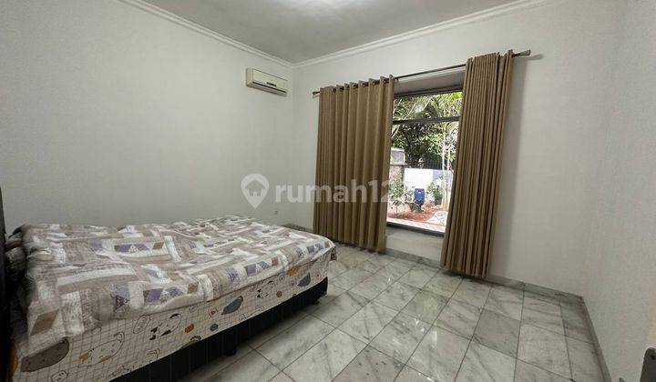 Rumah Menteng di Sewakan Bagus Unfurnished SHM 2