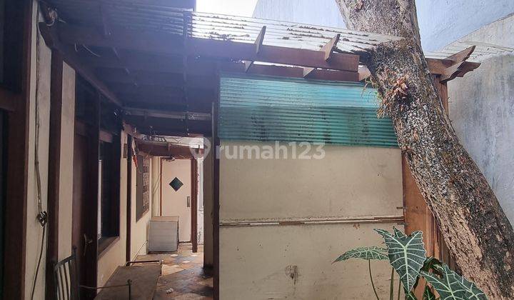 Rumah Hitung Tanah di Jual Daerah Menteng Jakarta Pusat  1