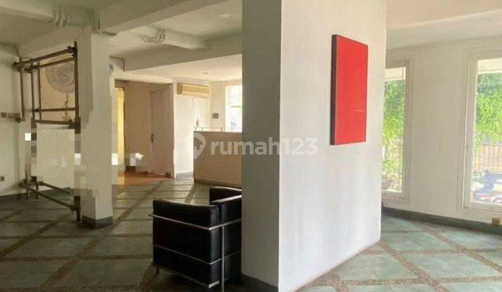 Rumah Area Komersial Daerah Tebet Jakarta Selatan 2