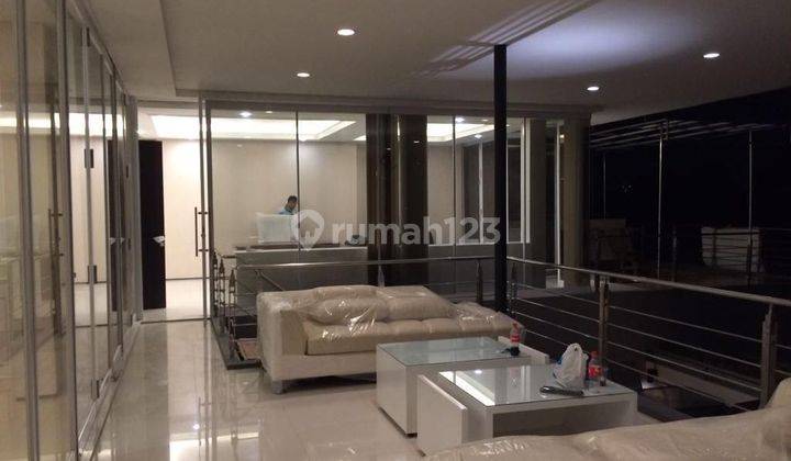 Dijual Gedung Perkantoran Area Kemang Jakarta Selatan  1