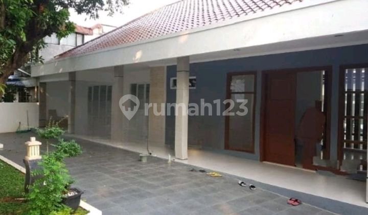Disewa Rumah Tenang 2 Lantai Dimenteng. Disewa Rumah Tenang 2 Lantai Dimenteng.