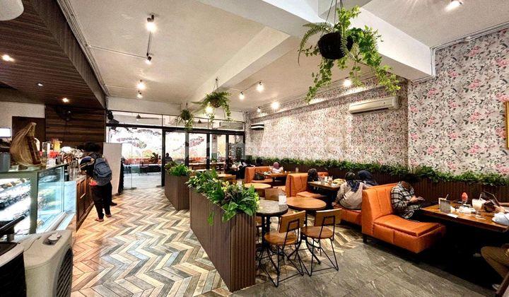 Dijual Tempat Usaha Komersil 3 Lantai Di Tebet Dijual Tempat Usaha Komersil 3 Lantai Di Tebet